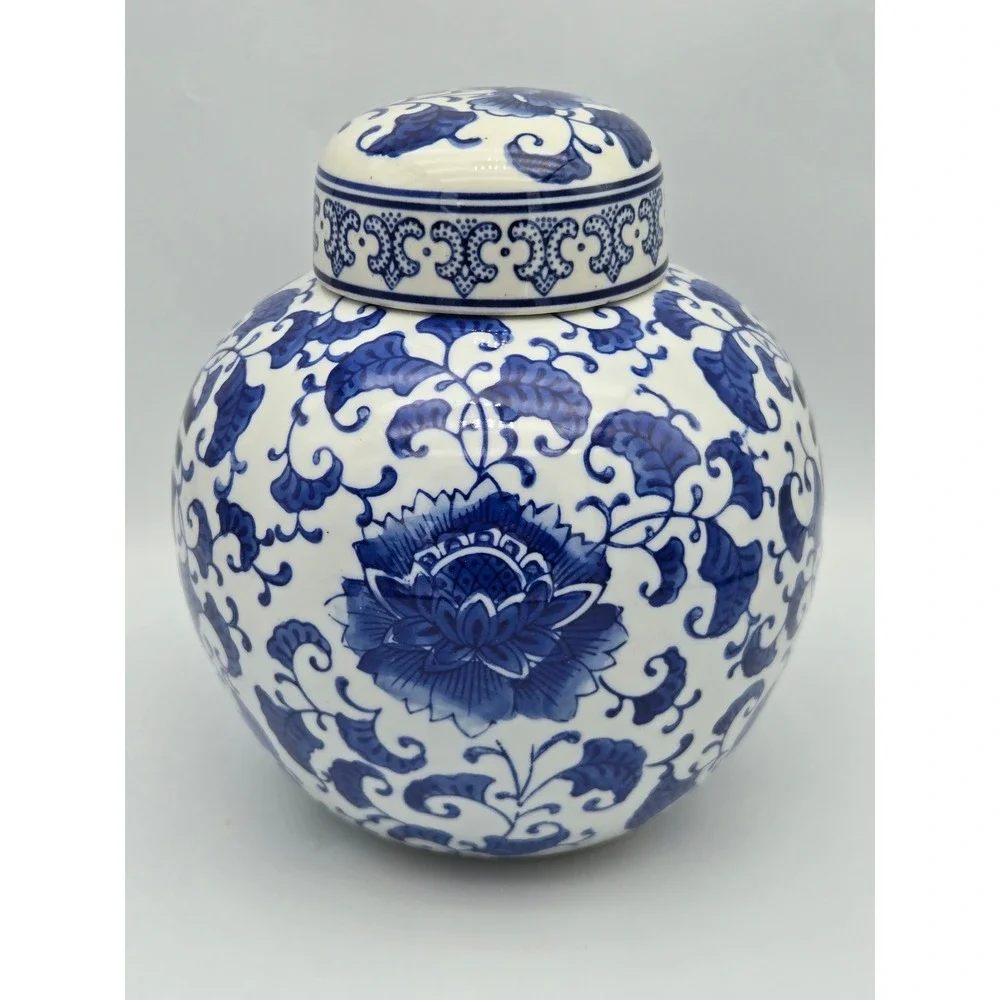 Chinese Porcelain Ginger Jar Double Happiness Blue & White Floral Chinoiserie 8